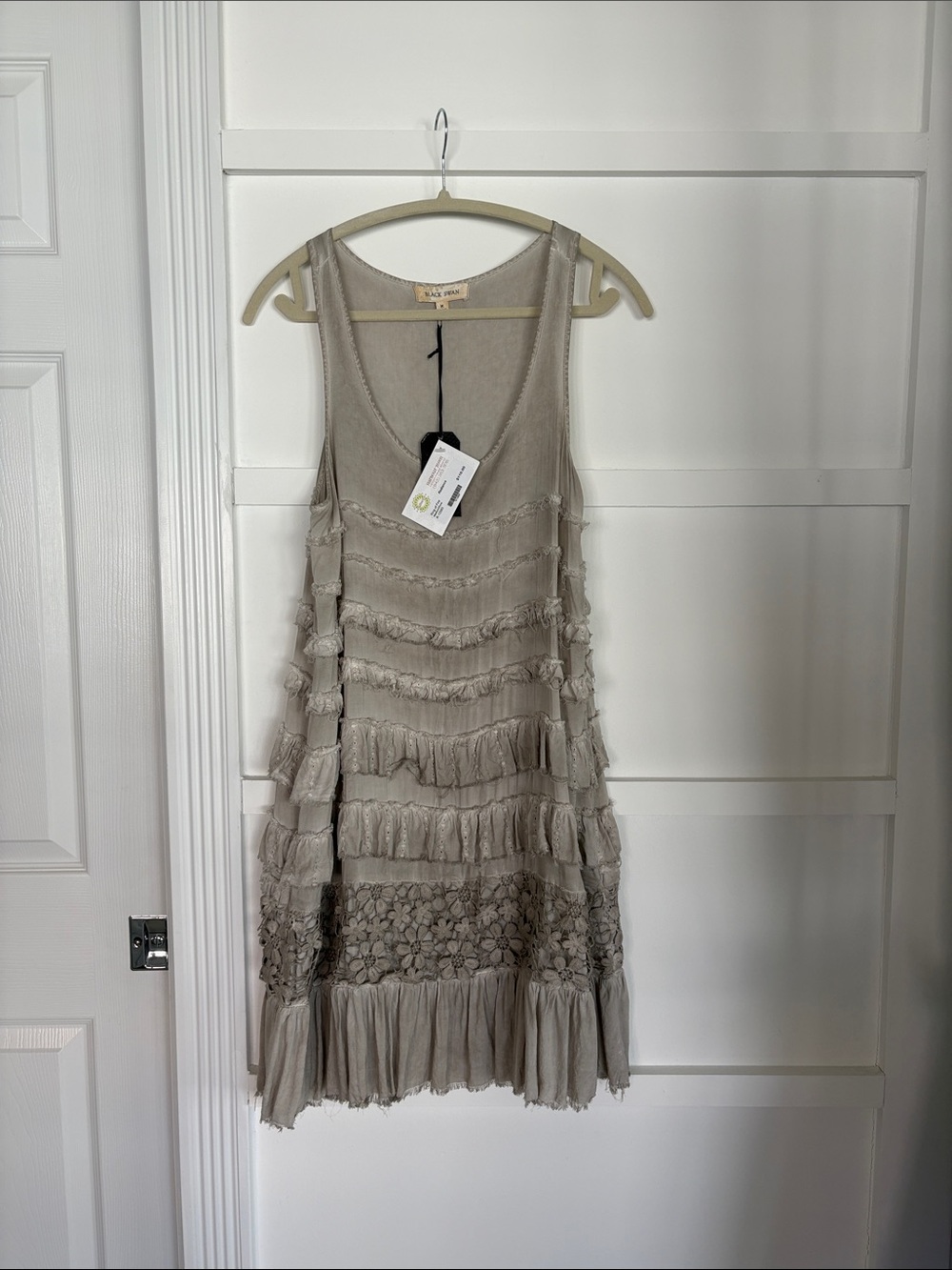 Black Swan Taupe Ruffled Lace-Trim Sleeveless Mini Dress Size M